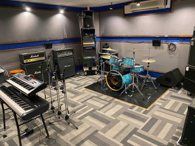 ROOM 4（約16帖）